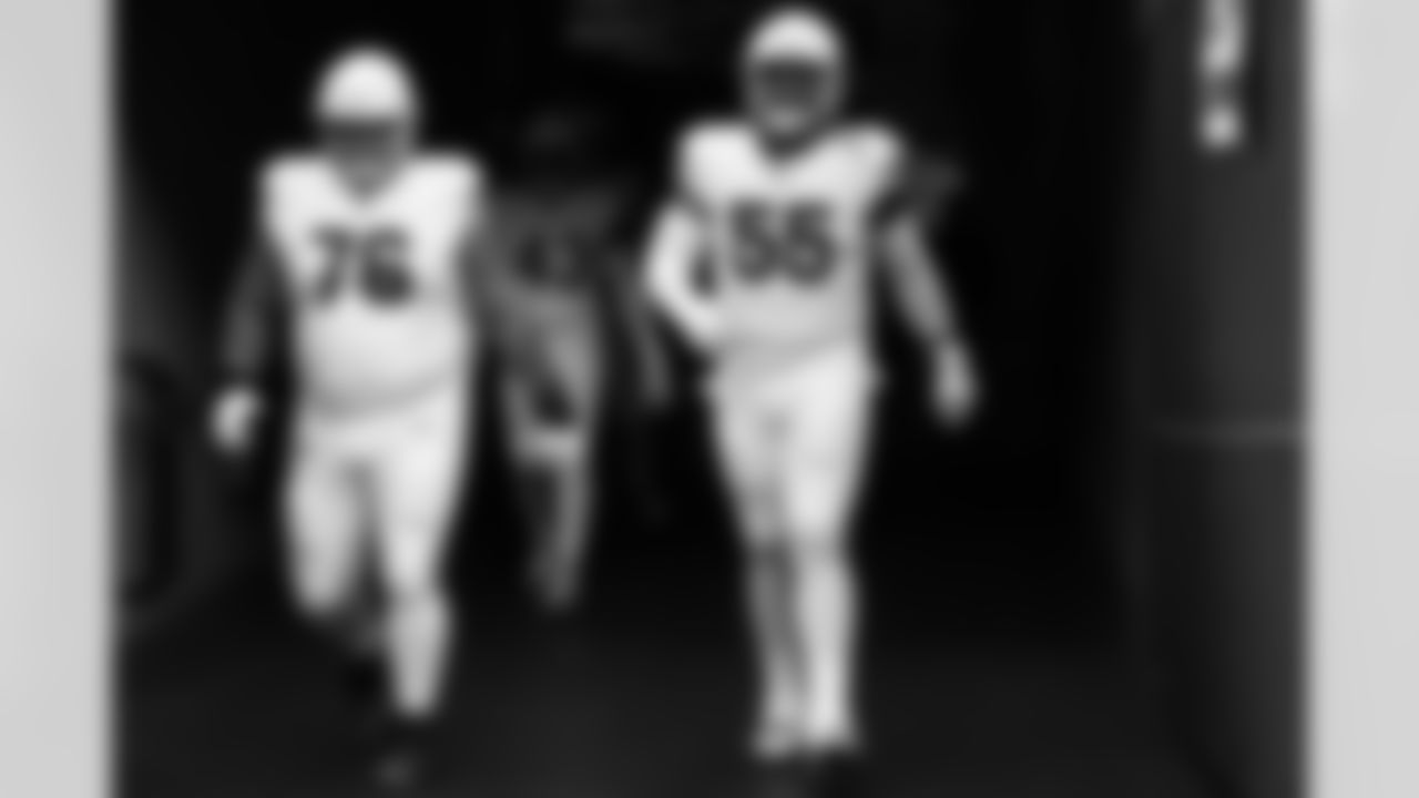 Arizona Cardinals offensive lineman Will Hernandez (76) and Arizona Cardinals defensive tackle Dante Stills (55) during the Week 11 regular season game between the Arizona Cardinals and the Houston Texans on Sunday, Nov 19, 2023 in Houston, TX.