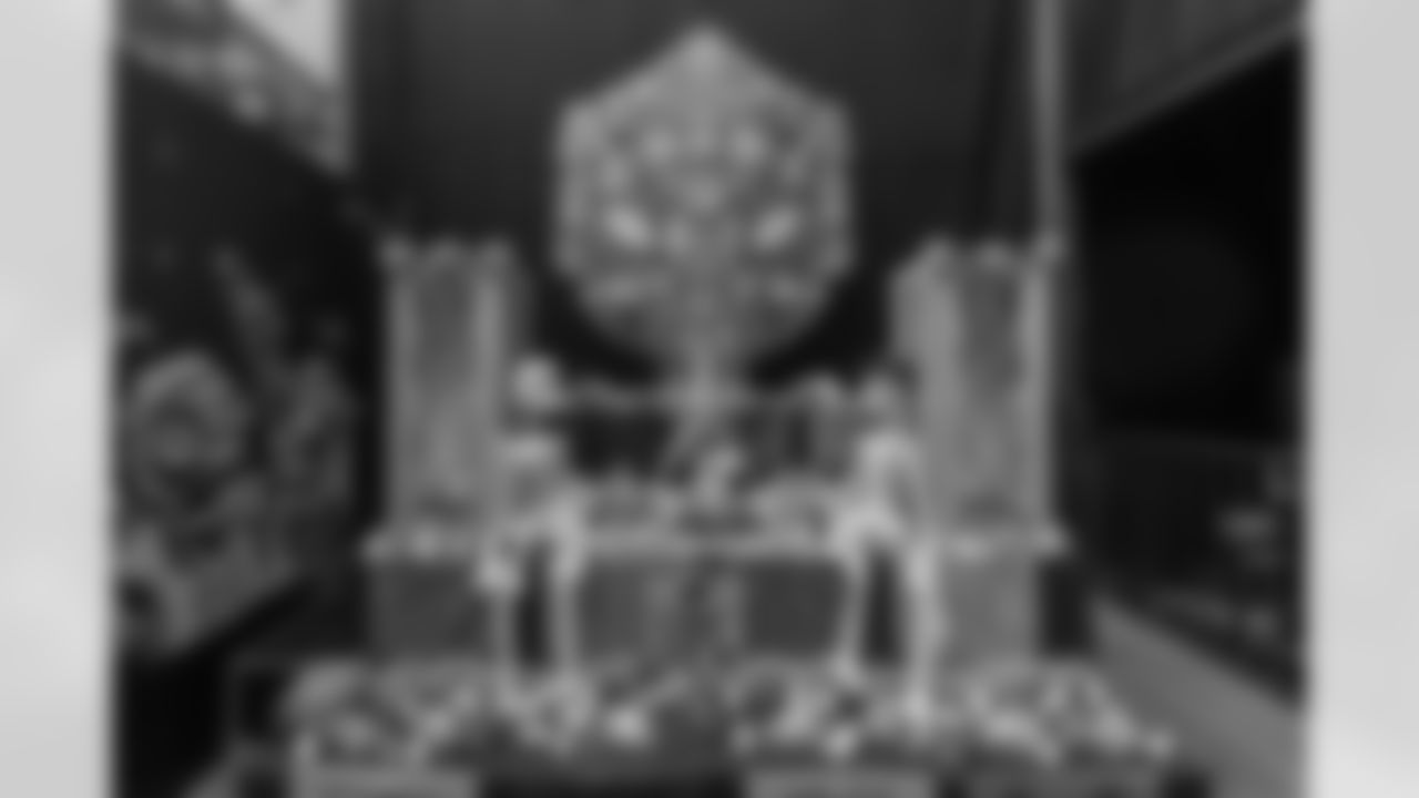 NFL2025_1012_110227-8878_DAR