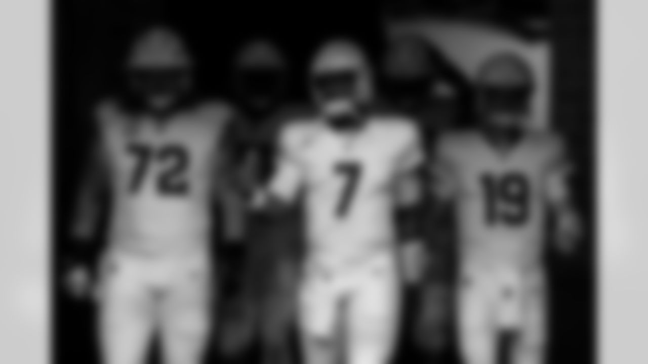 Arizona Cardinals quarterback Jacoby Brissett (7) during the Week 15 regular season game between the Arizona Cardinals and the Houston Texans on Sunday, Dec. 14, 2025 in Houston, TX.