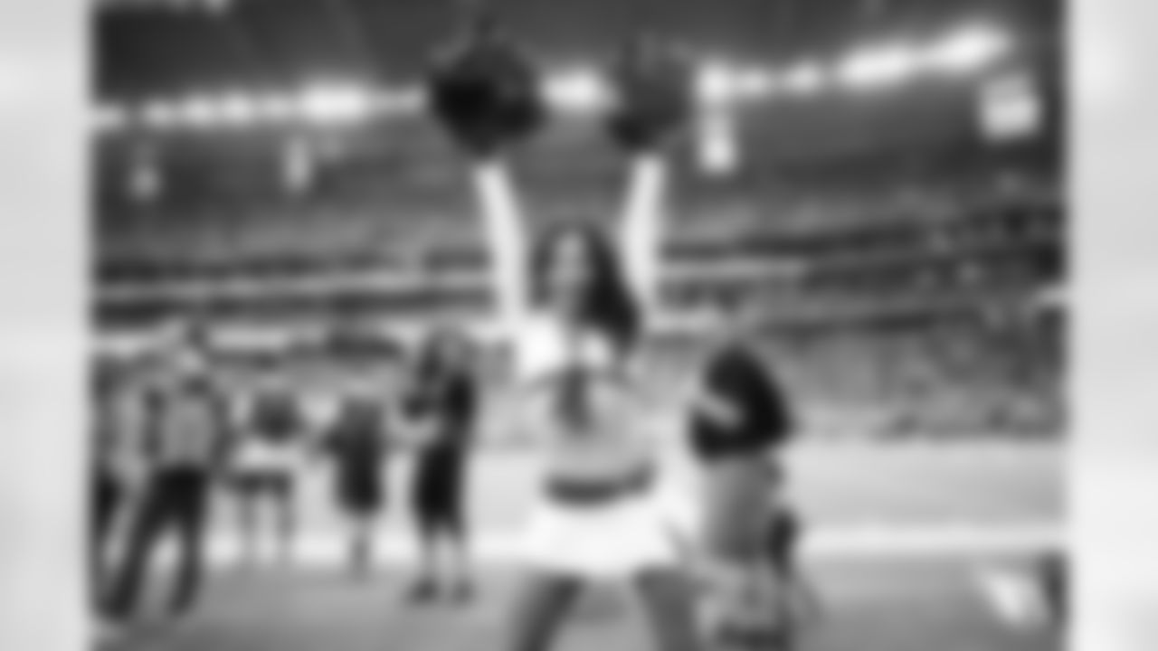 cheerleaders vs ravens_00156