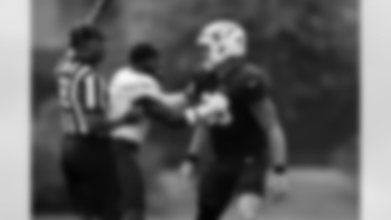 Arizona Cardinals safety Budda Baker (3) and Arizona Cardinals tight end Trey McBride (85) during practice at the Dignity Health Training Facility on Thursday, Sep. 18, 2025 in Tempe, AZ.