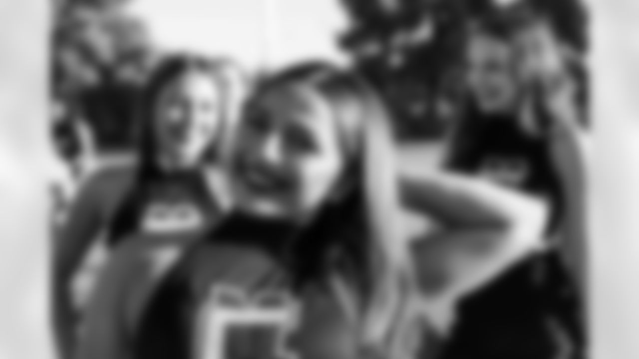 Ms K Photography LLC, @Train.N.Pics, Kenda Newbury copyright 2025