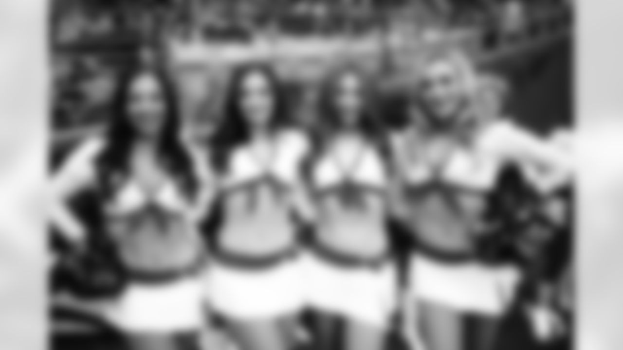 cheerleaders vs ravens_00052