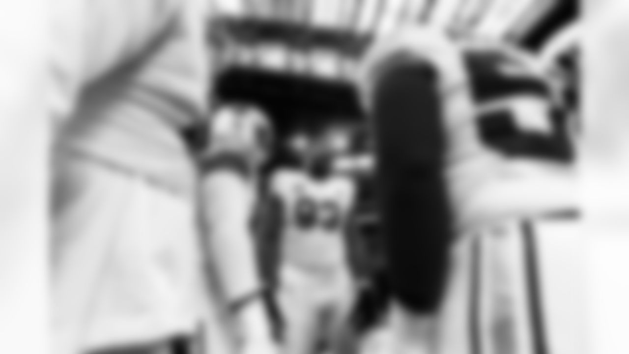 Arizona Cardinals defensive lineman Calais Campbell (93) during the Week 15 regular season game between the Arizona Cardinals and the Houston Texans on Sunday, Dec. 14, 2025 in Houston, TX.