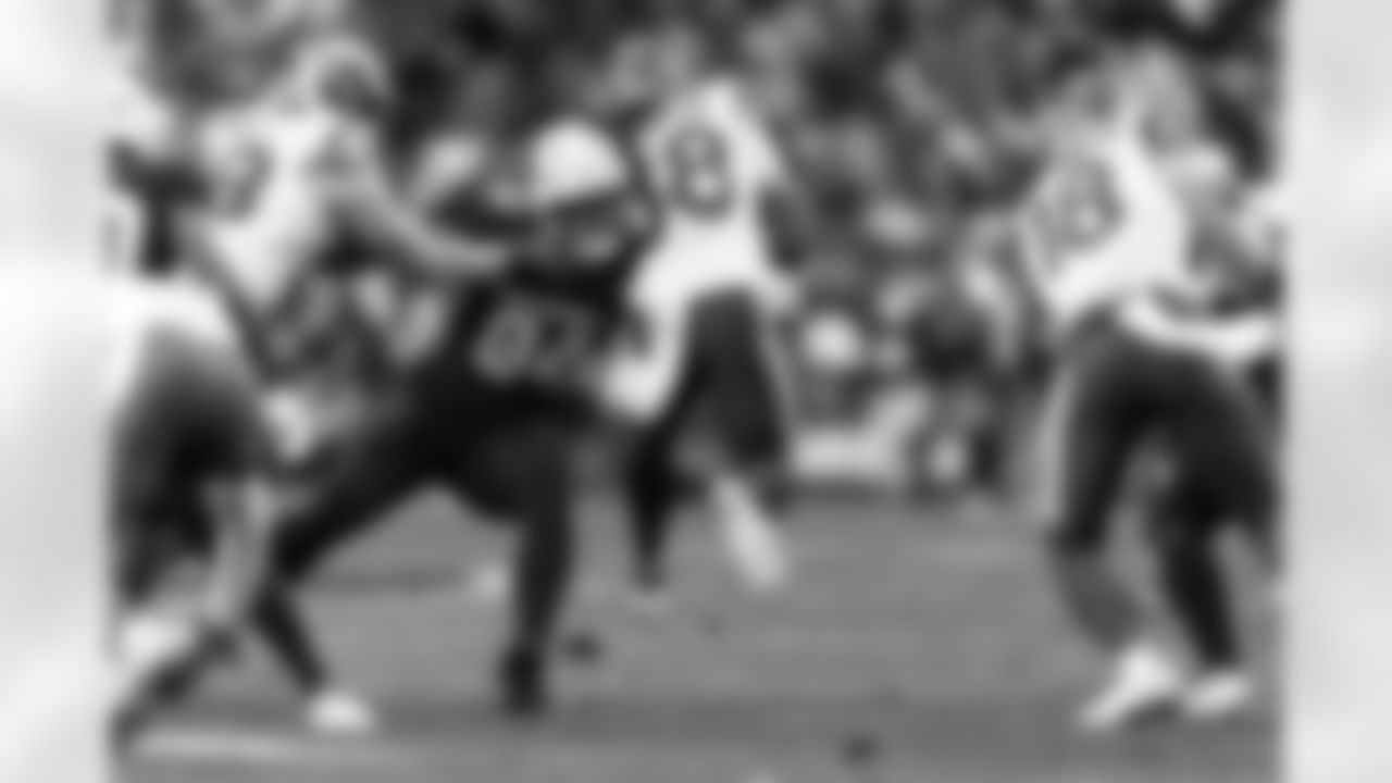 Arizona Cardinals tight end Elijah Higgins (84) during the Week 14 regular season game between the Arizona Cardinals and the Los Angeles Rams on Sunday, Dec. 7, 2025 at State Farm Stadium.