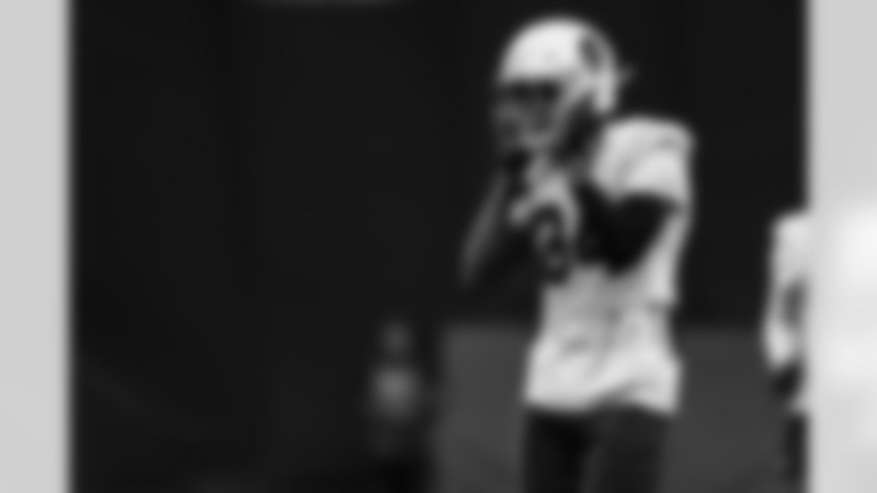 Arizona Cardinals safety Jalen Thompson (34) during practice at the Dignity Health Training Facility on Wednesday, Nov. 19, 2025 in Tempe, AZ.