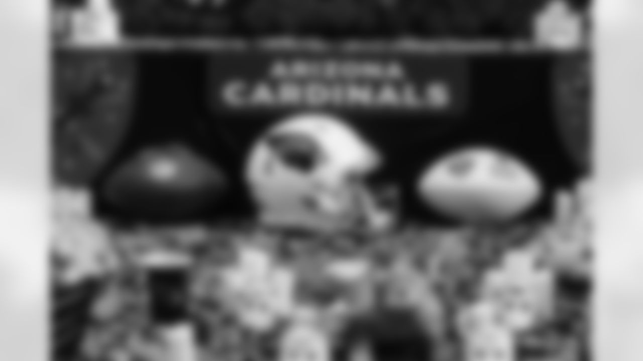 NFL2025_1012_104628-8778_DAR