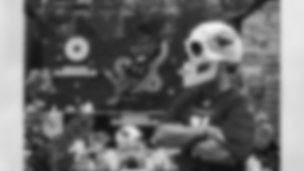 NFL2025_1012_132647-0493_DAR