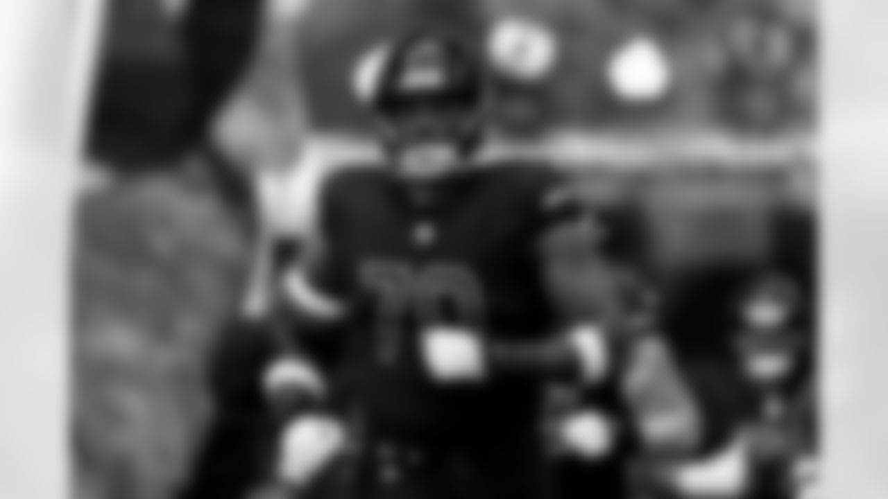 Arizona Cardinals offensive lineman Paris Johnson Jr. (70) during the Week 11 regular season game between the Arizona Cardinals and the San Francisco 49ers on Sunday, Nov. 16, 2025 at State Farm Stadium.