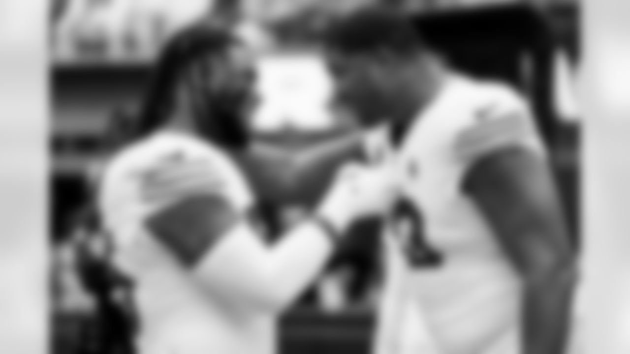 Arizona Cardinals defensive lineman Calais Campbell (93) and Arizona Cardinals defensive lineman Dante Stills (55) during the Week 18 regular season game between the Arizona Cardinals and the Los Angeles Rams on Sunday, Jan. 4, 2026 in Los Angeles, CA.