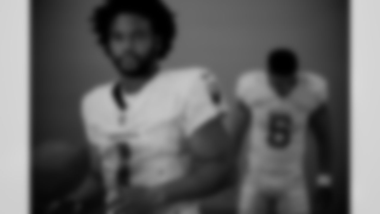 Arizona Cardinals quarterback Kyler Murray (1) wearing the NFL/Nike Rivalry Series uniform.