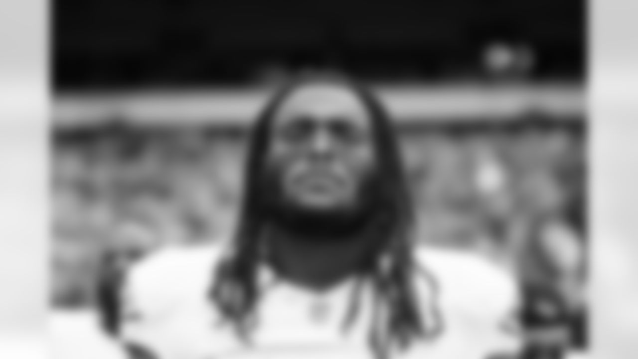 Arizona Cardinals defensive tackle Dante Stills (55) during the Week 17 regular season game between the Arizona Cardinals and the Philadelphia Eagles on Sunday, Dec 31, 2023 in Philadelphia, PA.