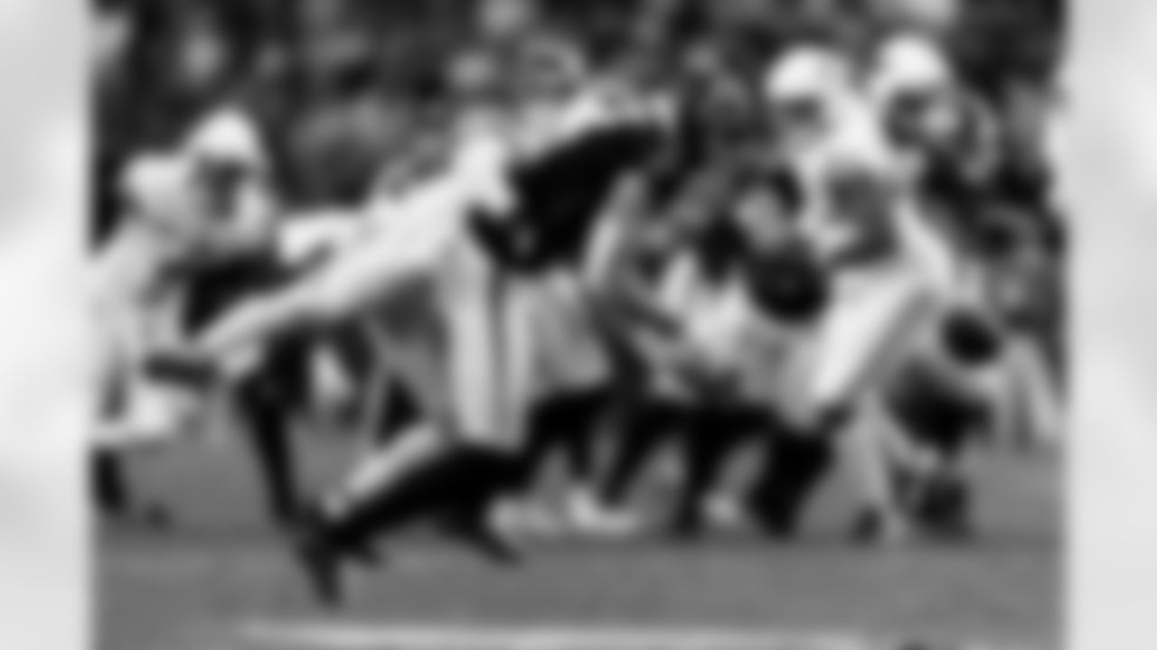 Gabi Rose performs during halftime during the Week 16 regular season game between the Arizona Cardinals and the Atlanta Falcons on Sunday, Dec. 21, 2025 at State Farm Stadium.