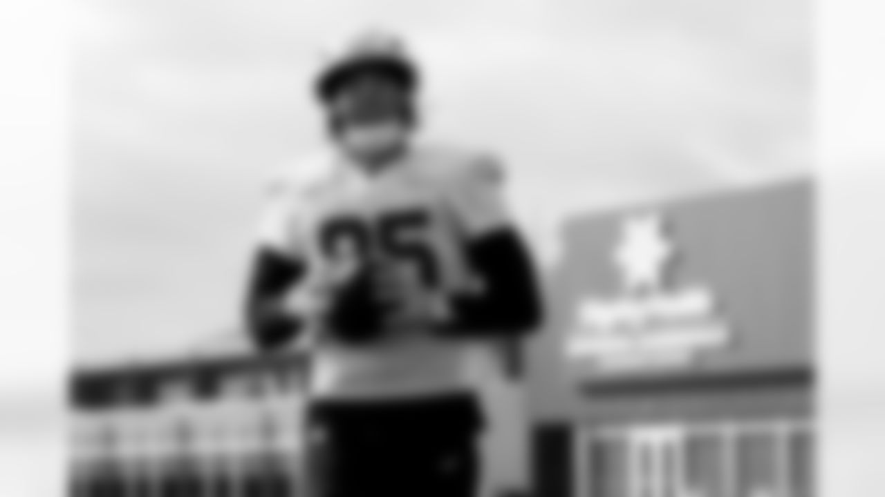 Arizona Cardinals tight end Trey McBride (85) during practice at the Dignity Health Training Facility on Friday, Jan. 2, 2026 in Tempe, AZ.