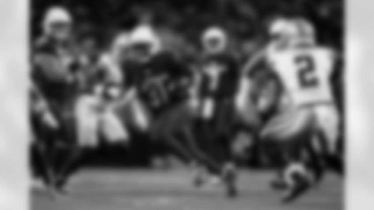 Arizona Cardinals running back Emari Demercado (31) during the Week 9 regular season game between the Arizona Cardinals and the Dallas Cowboys on Monday, Nov. 3, 2025 in Arlington, TX.