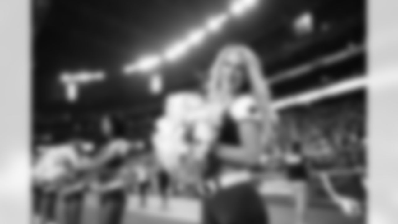 cheerleaders vs ravens_00048