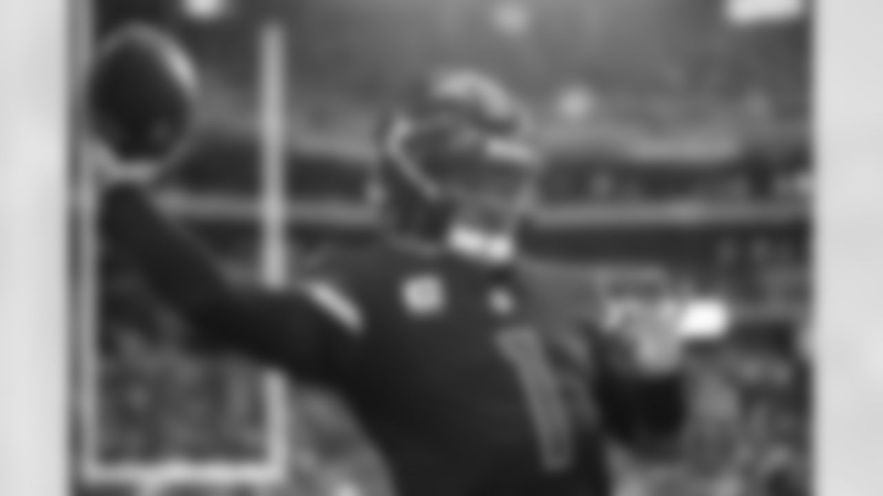 Arizona Cardinals quarterback Kyler Murray (1) during the Week 12 regular season game between the Arizona Cardinals and the Los Angeles Rams on Sunday, Nov 26, 2023 at State Farm Stadium.