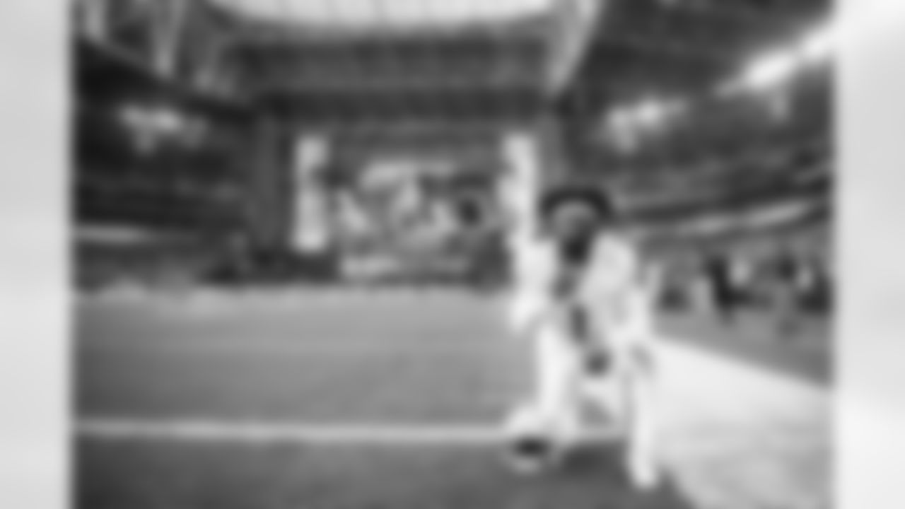 Arizona Cardinals quarterback Kyler Murray (1) during the Week 15 regular season game between the Arizona Cardinals and the New England Patriots on Sunday, Dec 15, 2024 at State Farm Stadium.