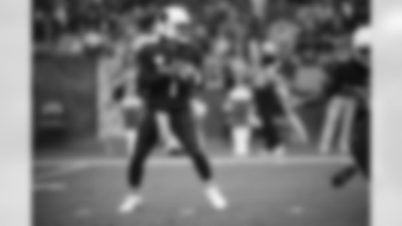 Arizona Cardinals quarterback Kyler Murray (1) during the Week 10 regular season game between the Arizona Cardinals and the Atlanta Falcons on Sunday, Nov 12, 2023 at State Farm Stadium.