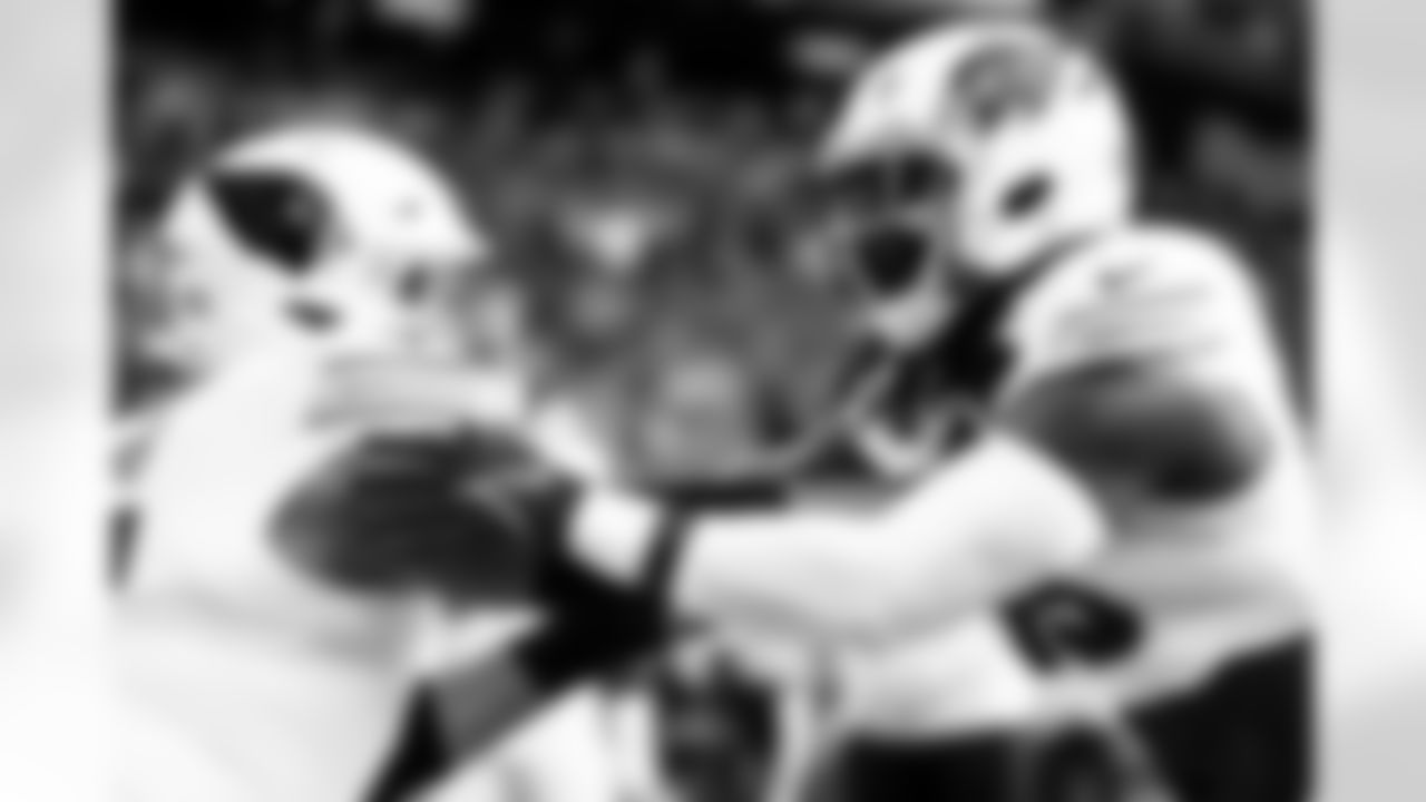 Arizona Cardinals defensive lineman Darius Robinson (56) during the Week 13 regular season game between the Arizona Cardinals and the Minnesota Vikings on Sunday, Dec 1, 2024 in Minneapolis, MN.