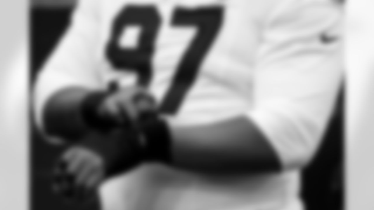 Arizona Cardinals defensive lineman Walter Nolen III (97) during the Week 15 regular season game between the Arizona Cardinals and the Houston Texans on Sunday, Dec. 14, 2025 in Houston, TX.