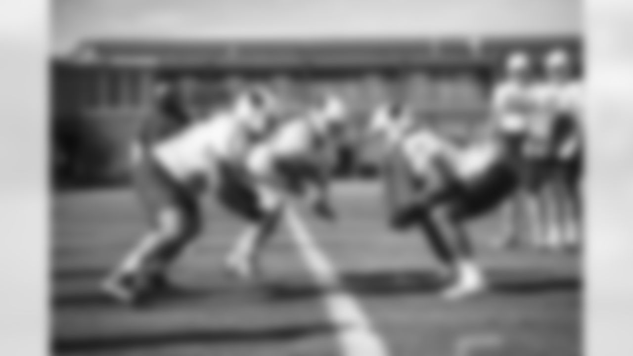 Arizona Cardinals offensive lineman Hjalte Froholdt (72), Arizona Cardinals offensive lineman Will Hernandez (76) and Arizona Cardinals offensive lineman Keith Ismael (60) during practice at the Dignity Health Training Facility on Wednesday, November 29, 2023 in Tempe, AZ.