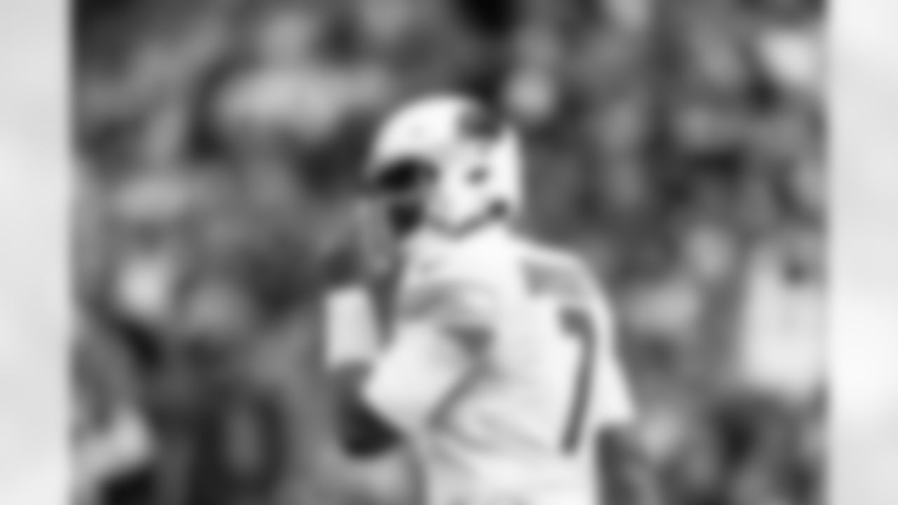 Arizona Cardinals quarterback Jacoby Brissett (7) during the Week 6 regular season game between the Arizona Cardinals and the Indianapolis Colts on Sunday, Oct. 12, 2025 in Indianapolis, IN.