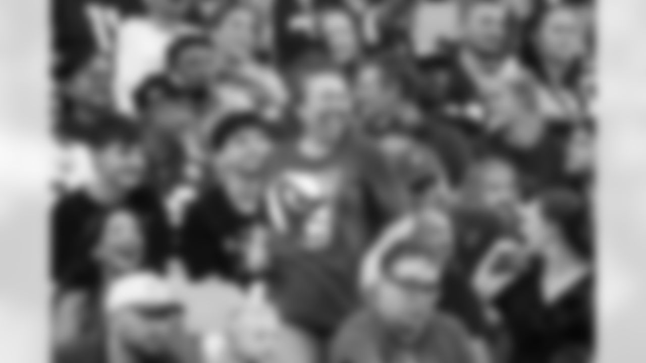 Fans during the Week 1 preseason game between the Arizona Cardinals and the Kansas City Chiefs on Saturday, Aug. 9, 2025 at State Farm Stadium.