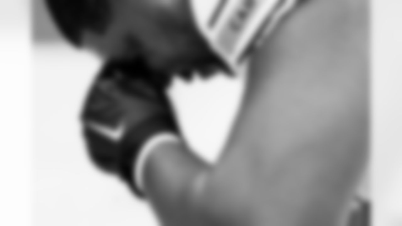 Arizona Cardinals defensive lineman Calais Campbell (93) during the Week 18 regular season game between the Arizona Cardinals and the Los Angeles Rams on Sunday, Jan. 4, 2026 in Los Angeles, CA.