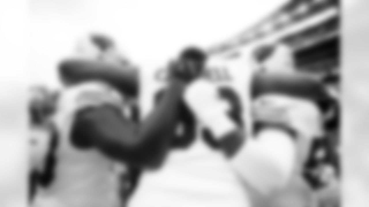 Arizona Cardinals defensive lineman Calais Campbell (93) during the Week 17 regular season game between the Arizona Cardinals and the Cincinnati Bengals on Sunday, Dec. 28, 2025 in Cincinnati, OH.