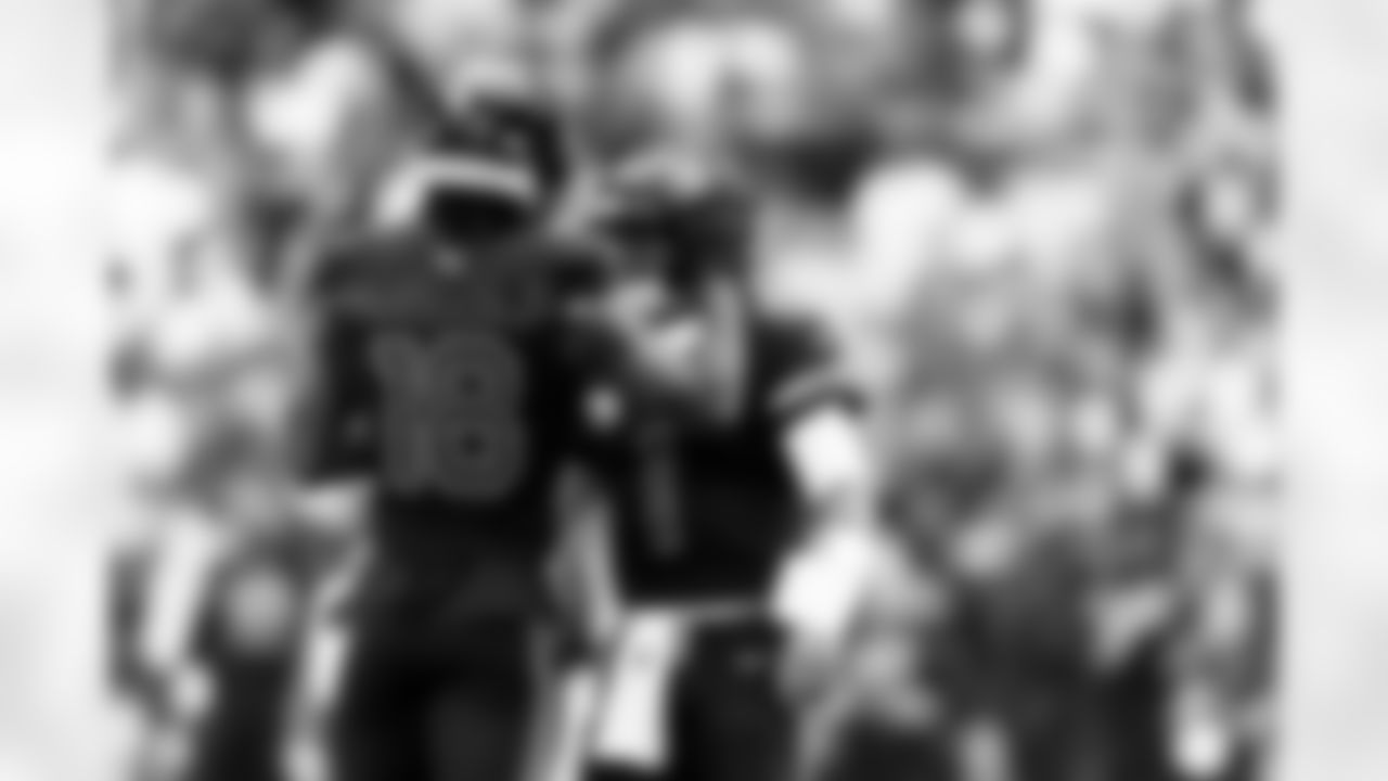 Arizona Cardinals wide receiver Marvin Harrison Jr. (18) and Arizona Cardinals quarterback Kyler Murray (1) during the Week 5 regular season game between the Arizona Cardinals and the Tennessee Titans on Sunday, Oct. 5, 2025 at State Farm Stadium.