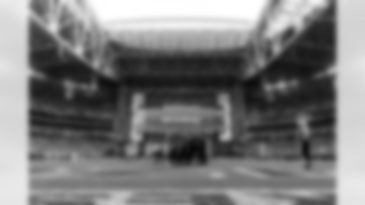 The Arizona Cardinals during the Week 11 regular season game between the Arizona Cardinals and the San Francisco 49ers on Sunday, Nov. 16, 2025 at State Farm Stadium.