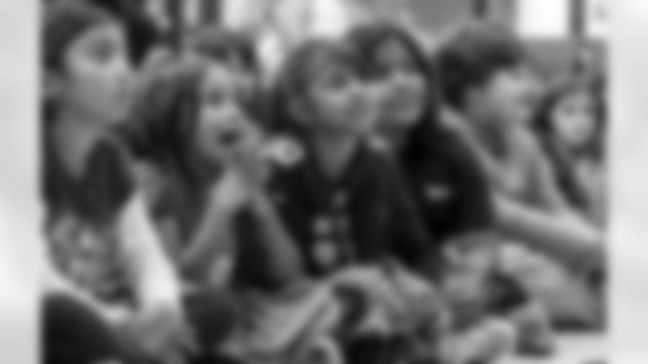 The Arizona Cardinals host a Milk and Cookies at Desert Vista Elementary School presented by SRP and Albertsons-Safeway on Friday, Nov. 21, 2025 in Apache Junction, AZ.