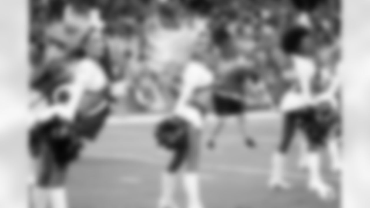 cheerleaders vs ravens_00049