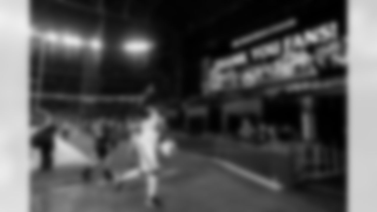 Arizona Cardinals defensive lineman Calais Campbell (93) during the Week 16 regular season game between the Arizona Cardinals and the Atlanta Falcons on Sunday, Dec. 21, 2025 at State Farm Stadium.