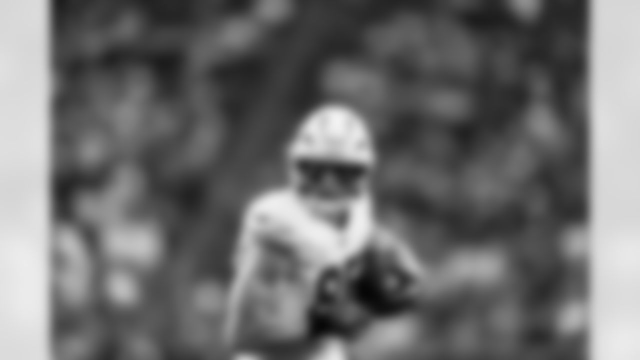 Arizona Cardinals tight end Trey McBride (85) during the Week 16 regular season game between the Arizona Cardinals and the Atlanta Falcons on Sunday, Dec. 21, 2025 at State Farm Stadium.