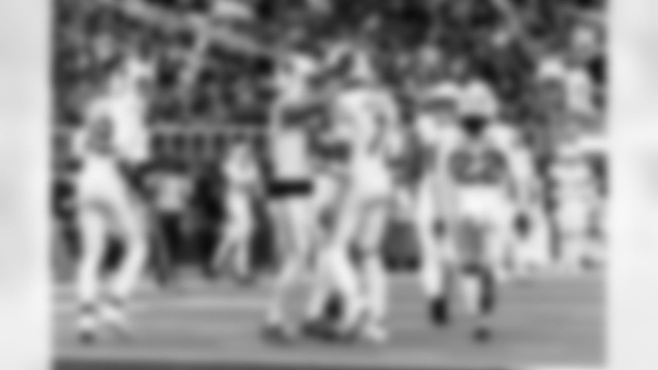 Arizona Cardinals quarterback Jacoby Brissett (7) and Arizona Cardinals wide receiver Michael Wilson (14) during the Week 18 regular season game between the Arizona Cardinals and the Los Angeles Rams on Sunday, Jan. 4, 2026 in Los Angeles, CA.