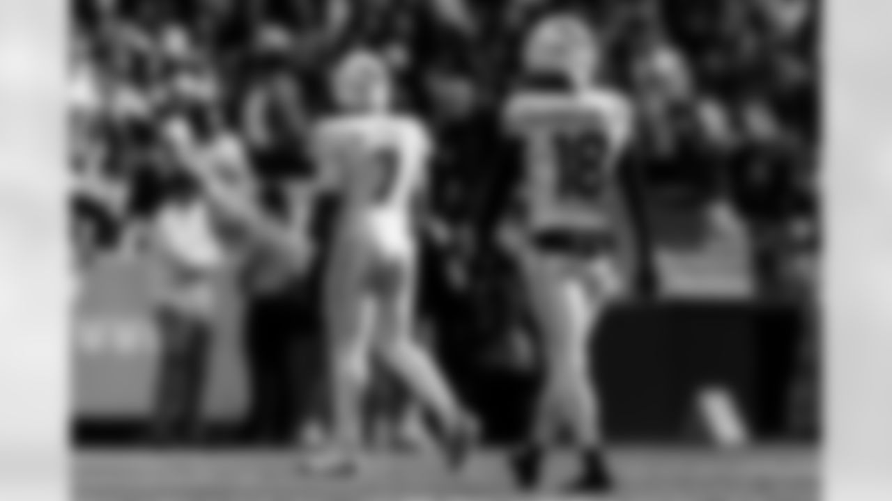 Arizona Cardinals wide receiver Marvin Harrison Jr. (18) and Arizona Cardinals quarterback Jacoby Brissett (7) during the Week 10 regular season game between the Arizona Cardinals and the Seattle Seahawks on Sunday, Nov. 9, 2025 in Seattle, WA.