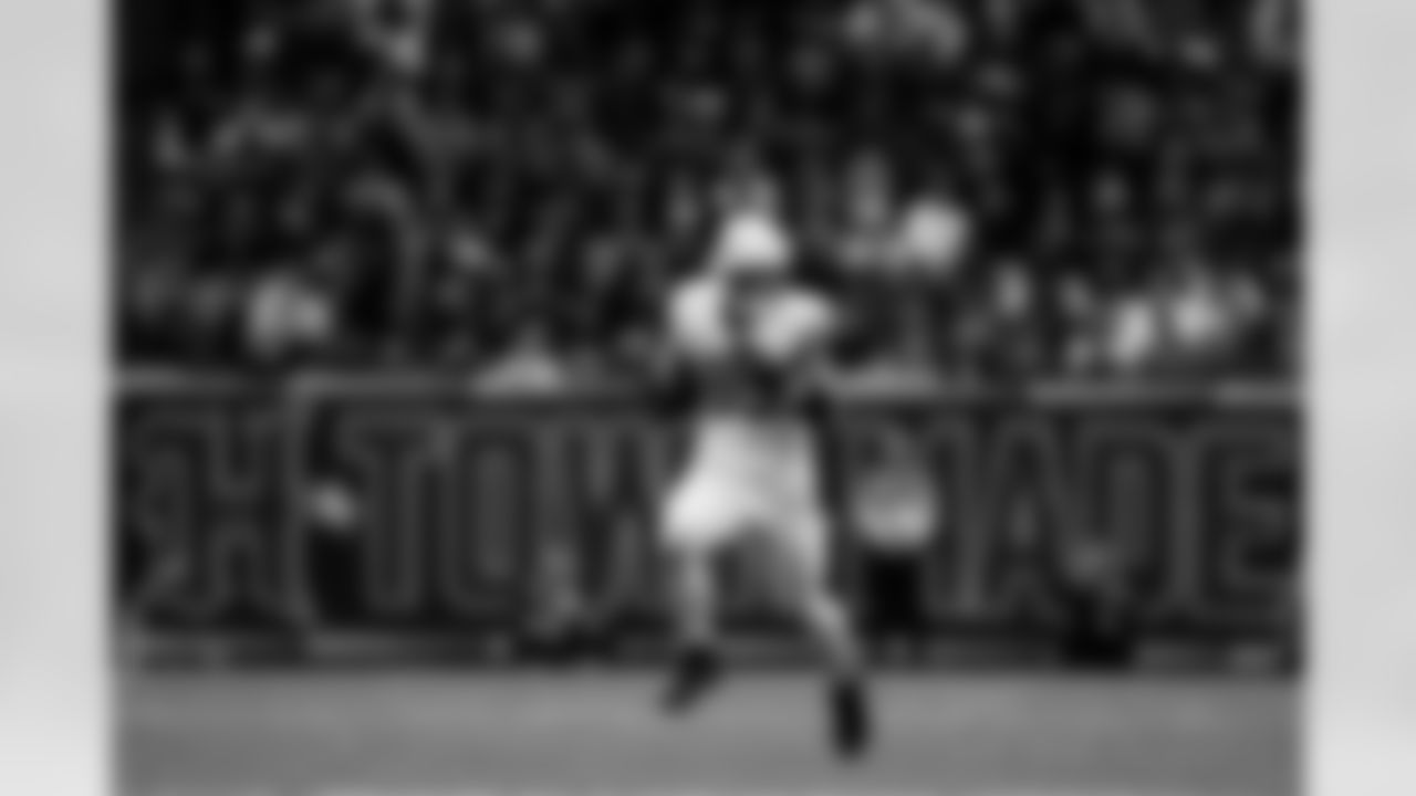 Arizona Cardinals tight end Trey McBride (85) during the Week 15 regular season game between the Arizona Cardinals and the Houston Texans on Sunday, Dec. 14, 2025 in Houston, TX.