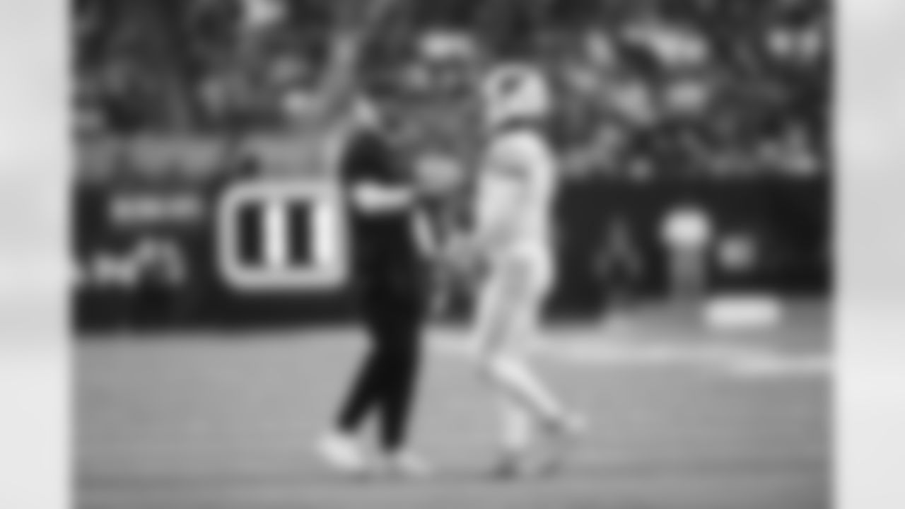 Arizona Cardinals Head Coach Jonathan Gannon and Arizona Cardinals quarterback Kyler Murray (1) during the Week 11 regular season game between the Arizona Cardinals and the Houston Texans on Sunday, Nov 19, 2023 in Houston, TX.