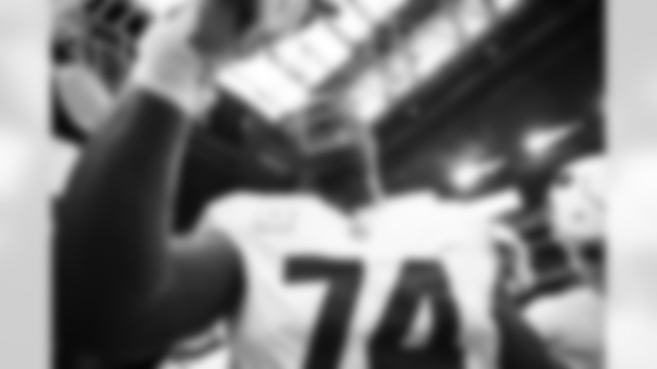 Arizona Cardinals offensive lineman D.J. Humphries (74) during the Week 11 regular season game between the Arizona Cardinals and the Houston Texans on Sunday, Nov 19, 2023 in Houston, TX.
