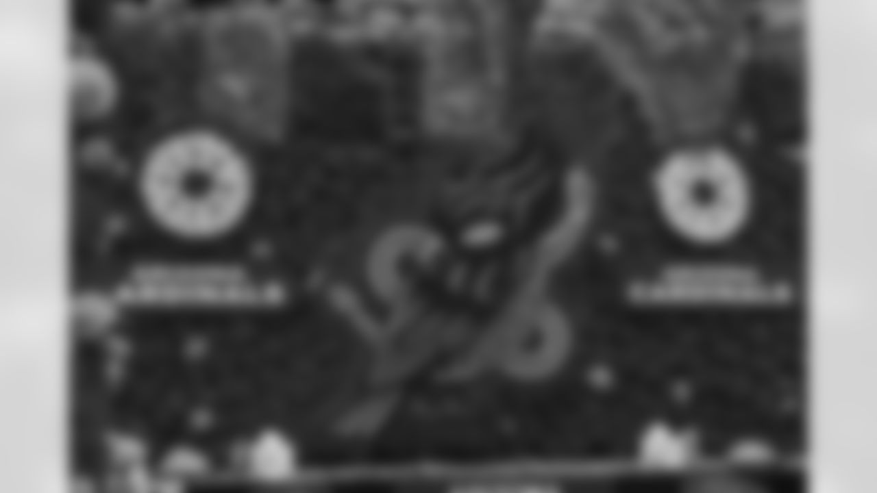 NFL2025_1012_142234-0702_DAR
