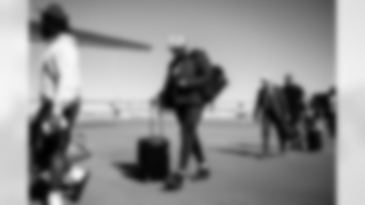 Arizona Cardinals linebacker Akeem Davis-Gaither (27) travels to Seattle before the Week 10 regular season game against the Seattle Seahawks on Saturday, Nov. 8, 2025 in Phoenix, AZ.