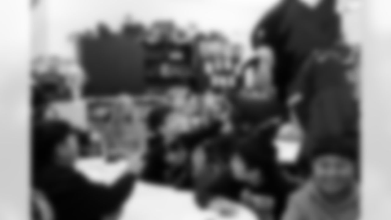 The Arizona Cardinals host a Milk and Cookies reading event at Brighton Charter School presented by SRP and Albertsons-Safeway on Thursday, Dec. 18, 2025 in Glendale, AZ.