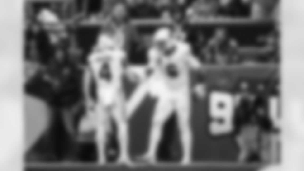 Arizona Cardinals running back James Conner (6) and Arizona Cardinals wide receiver Rondale Moore (4) during the Week 17 regular season game between the Arizona Cardinals and the Philadelphia Eagles on Sunday, Dec 31, 2023 in Philadelphia, PA.