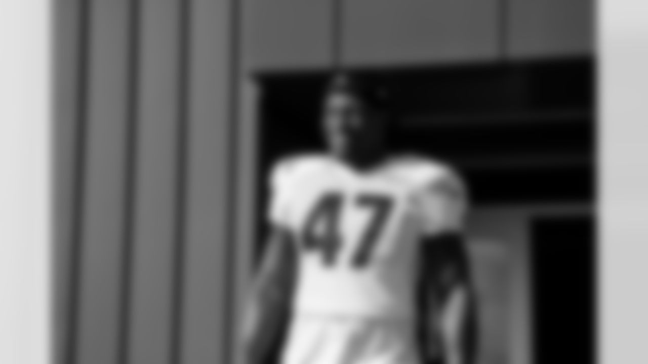 Arizona Cardinals linebacker Channing Tindall (47) during practice at the Dignity Health Training Facility on Wednesday, Dec. 3, 2025 in Tempe, AZ.