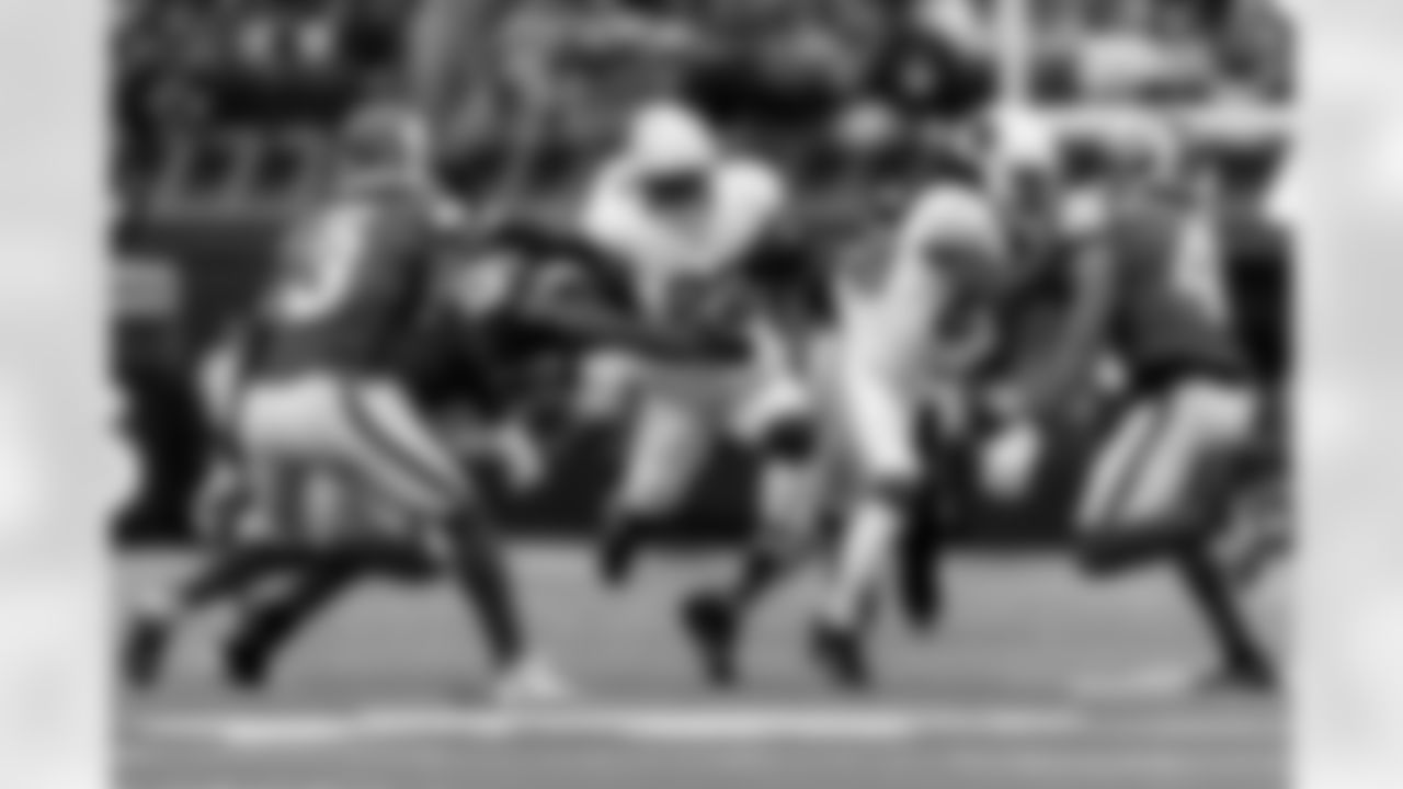 Arizona Cardinals running back Michael Carter (22) during the Week 18 regular season game between the Arizona Cardinals and the Los Angeles Rams on Sunday, Jan. 4, 2026 in Los Angeles, CA.