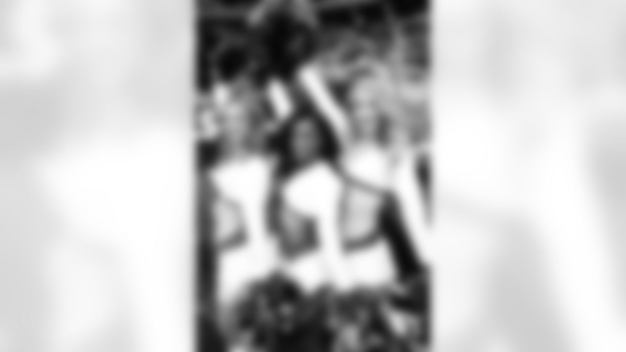 cheerleaders vs ravens_00116
