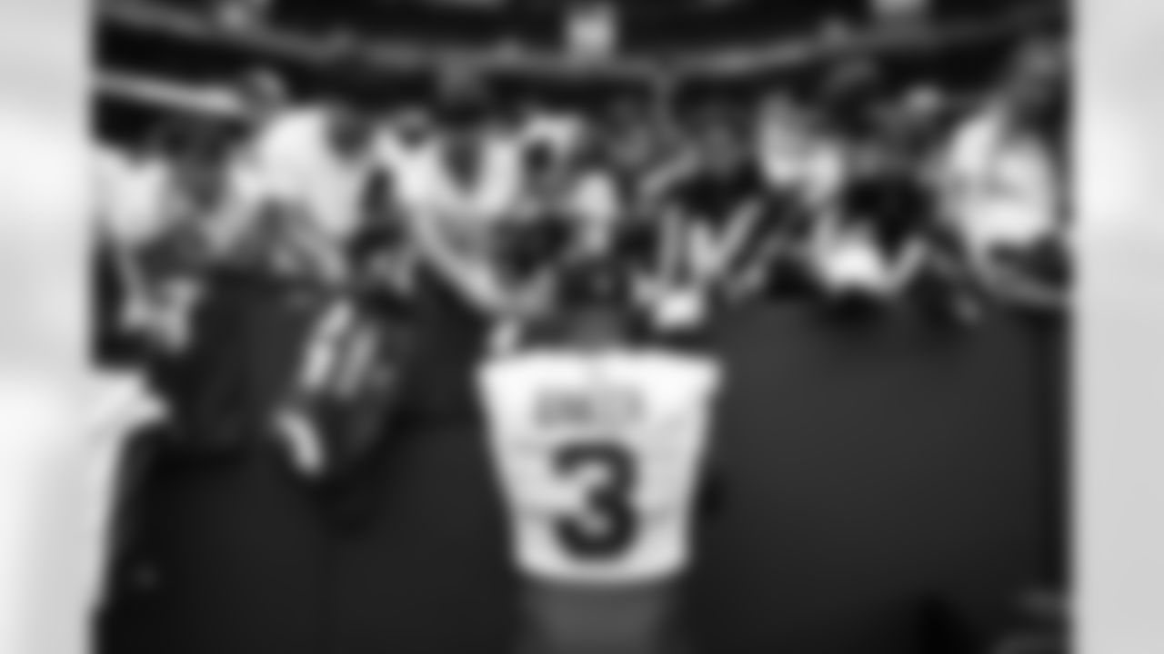 Arizona Cardinals safety Budda Baker (3) with fans during 2025 Training Camp on Friday, July 25, 2025 at State Farm Stadium.