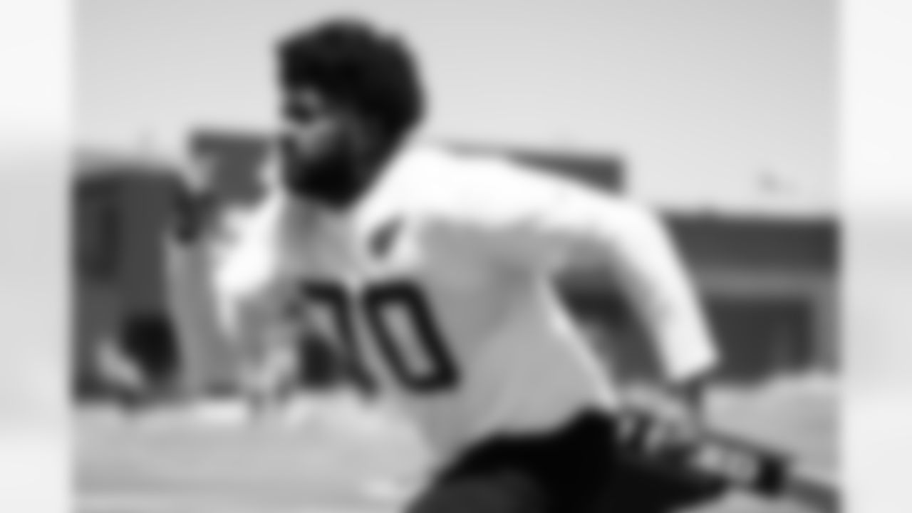 Arizona Cardinals offensive lineman Paris Johnson Jr. (70) during Phase Two of the offseason workout program at the Dignity Health Training Facility on Tuesday, May 13, 2025 in Tempe, AZ.